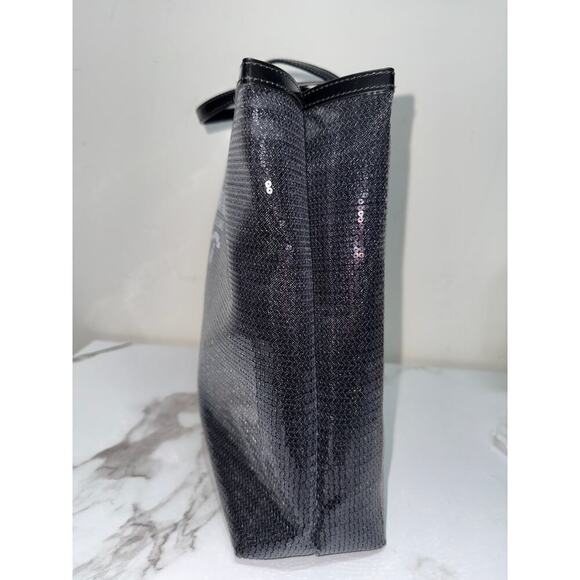 Prada Mesh Logo Tote Set in Black - Picture 6 of 7